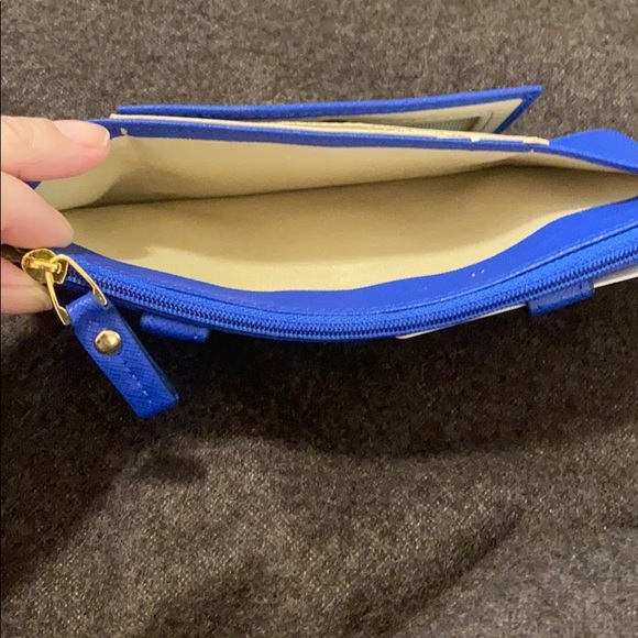 Neiman Marcus Slim Ladies Wallet - Picture 6 of 6